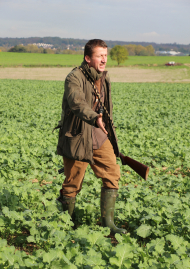 Affiche de Le petit gibier, roi de la plaine de Versailles